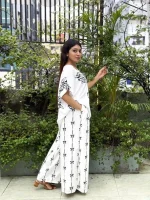 Two-Piece Co-ord Set with Loose Top and Palazzo Pants - Image 3